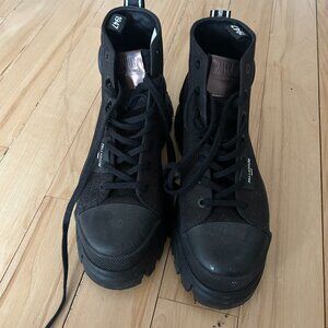 Palladium Revolt Hi Black Boot